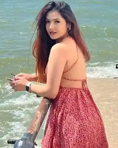 Call Girls in Amalner
