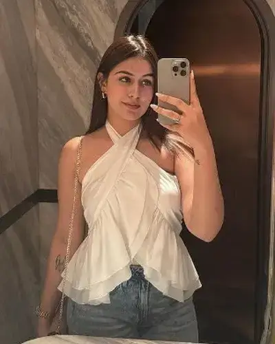 Escorts In Amalner